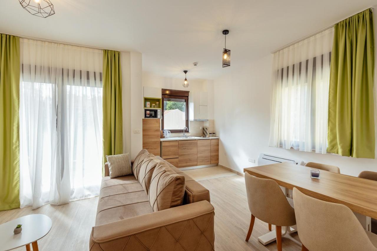 Green Valley Apartments Χέρτσεγκ Νόβι Εξωτερικό φωτογραφία