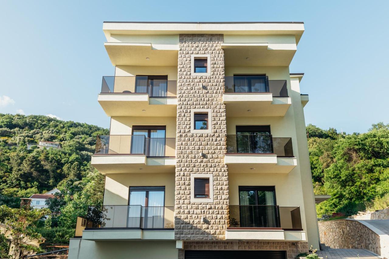 Green Valley Apartments Χέρτσεγκ Νόβι Εξωτερικό φωτογραφία